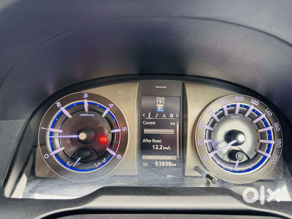 Toyota Innova Crysta [2020-ongoing] 2.4 Zx 7 Str, 2021, Diesel