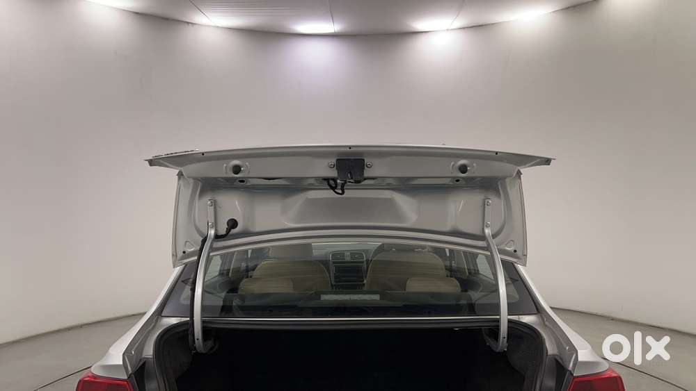 Volkswagen Ameo 1.2 Mpi Highline 16 Alloy, 2016, Petrol