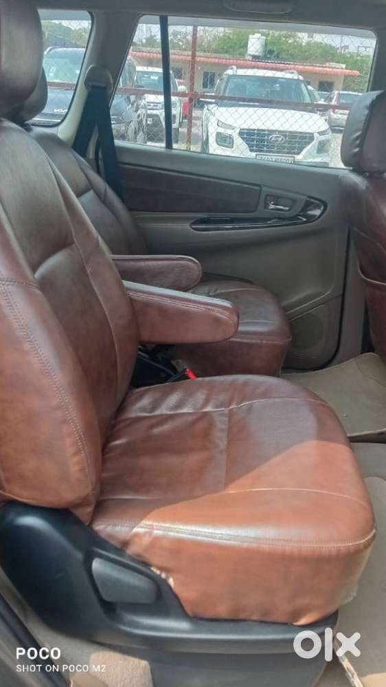 Toyota Innova 2.5 V 7 Str, 2015, Diesel