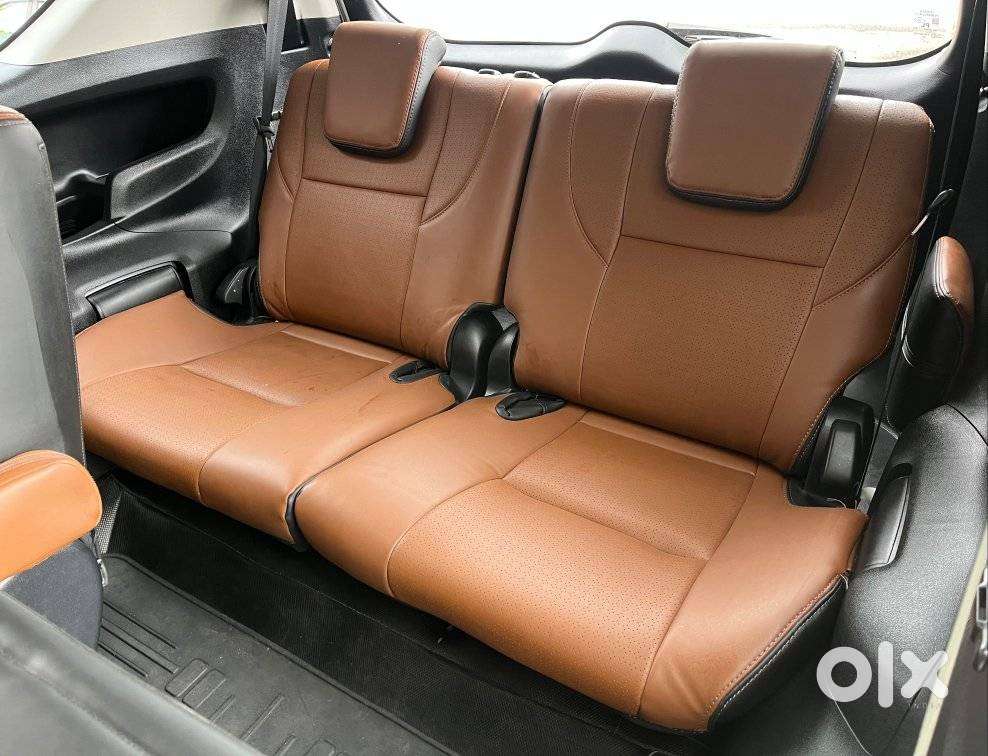 Toyota Innova Crysta 2.4 G Mt 7 Str, 2023, Diesel