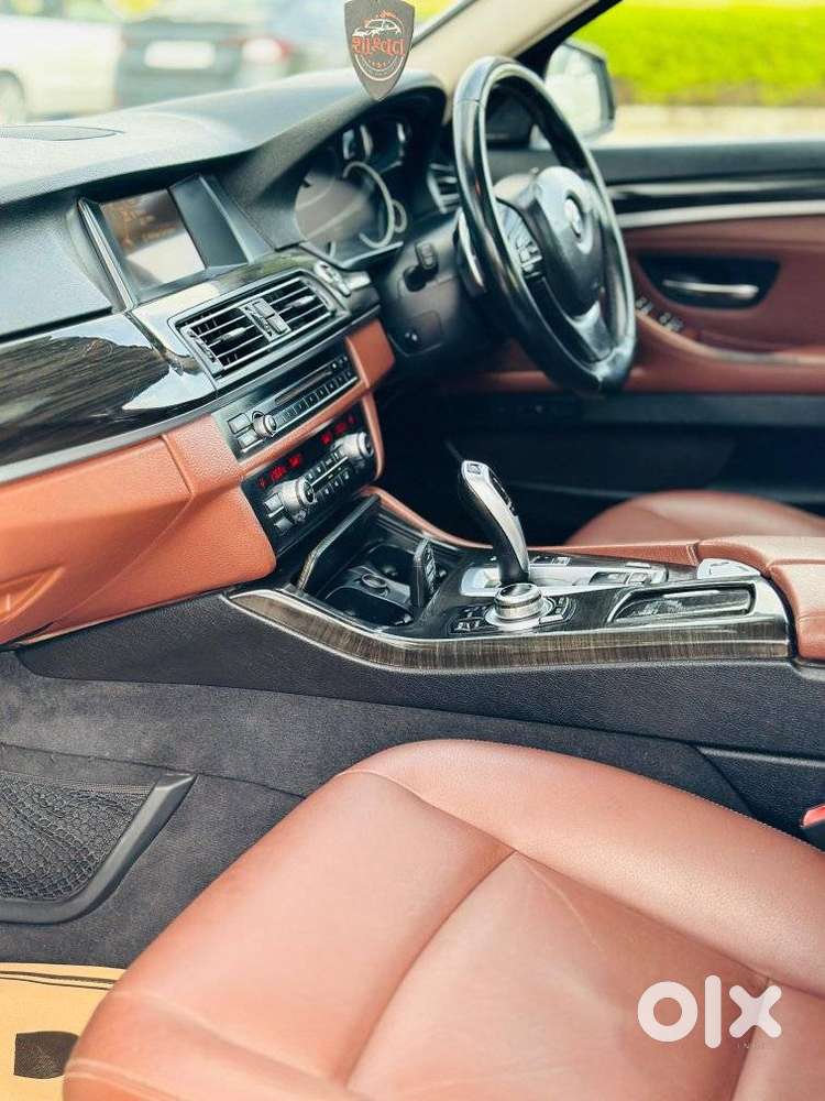 Bmw 5 Series 2.0 520d Luxury Line, 2015, Diesel