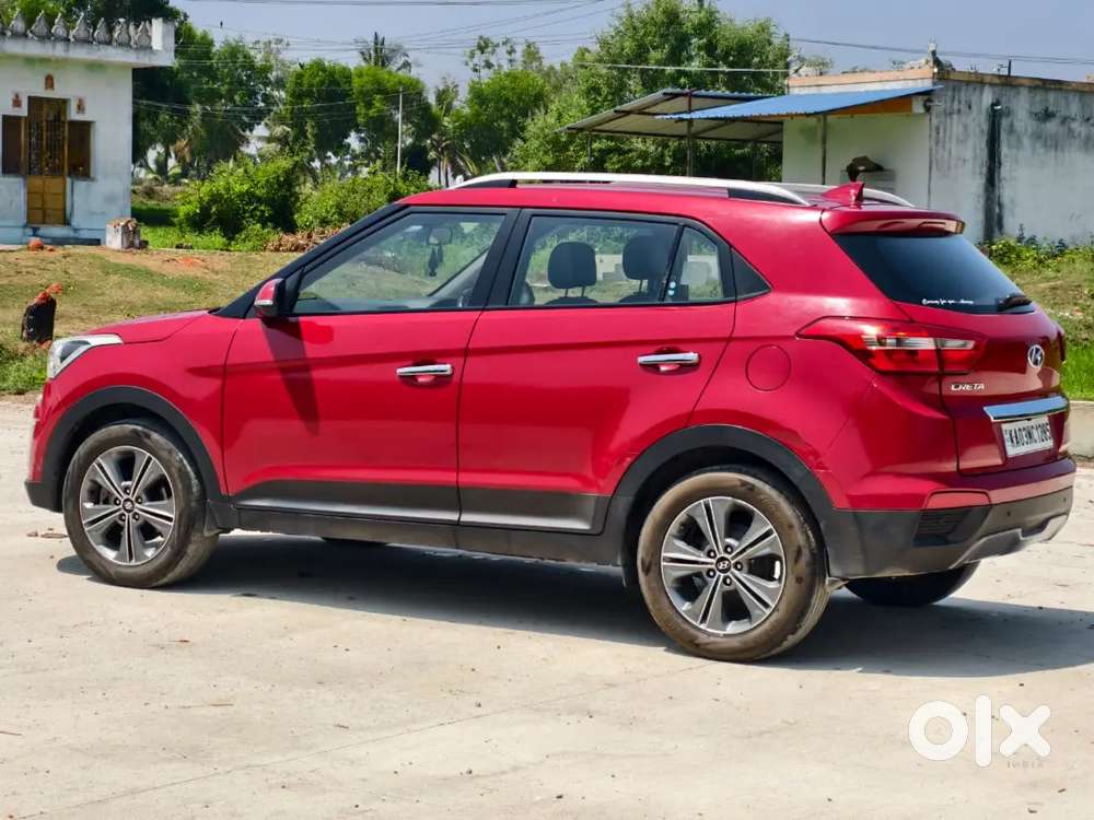 Hyundai Creta 2018 Diesel 6 Air Bag, Update Showroom Service,