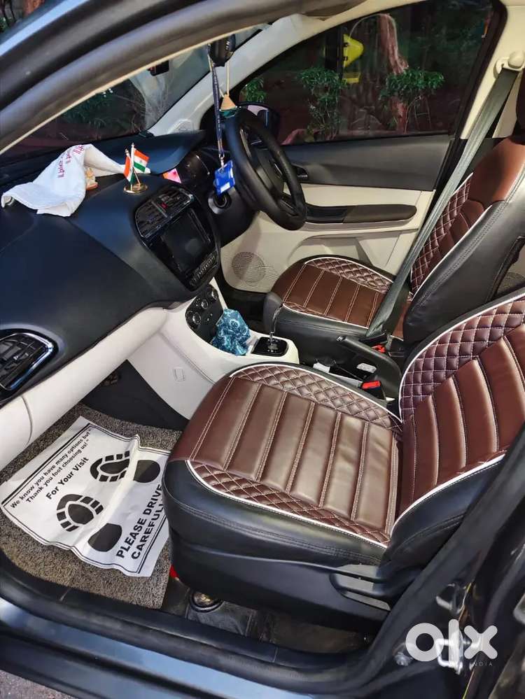 Tata Tigor Gey Color
