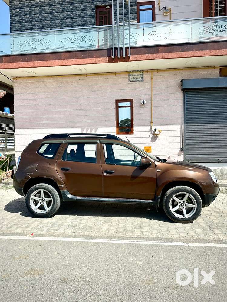 Renault Duster 2014 Diesel 74000 Km Driven