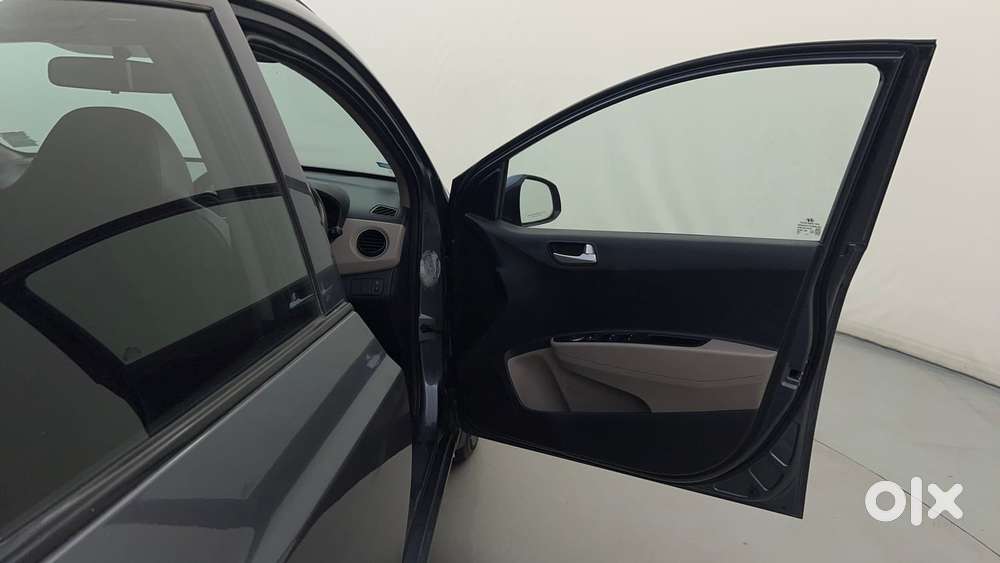 Hyundai Grand I10 1.2 Kappa Sportz Option At, 2017, Petrol