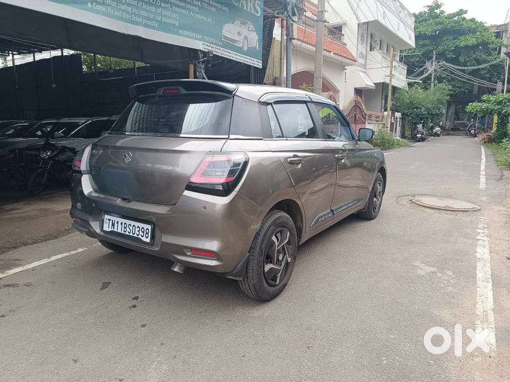 Maruti Suzuki Swift Vxi + Manual, 2025, Petrol