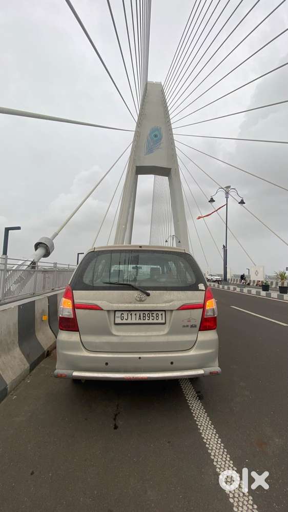 Toyota Innova 2014 Diesel 130000 Km Driven