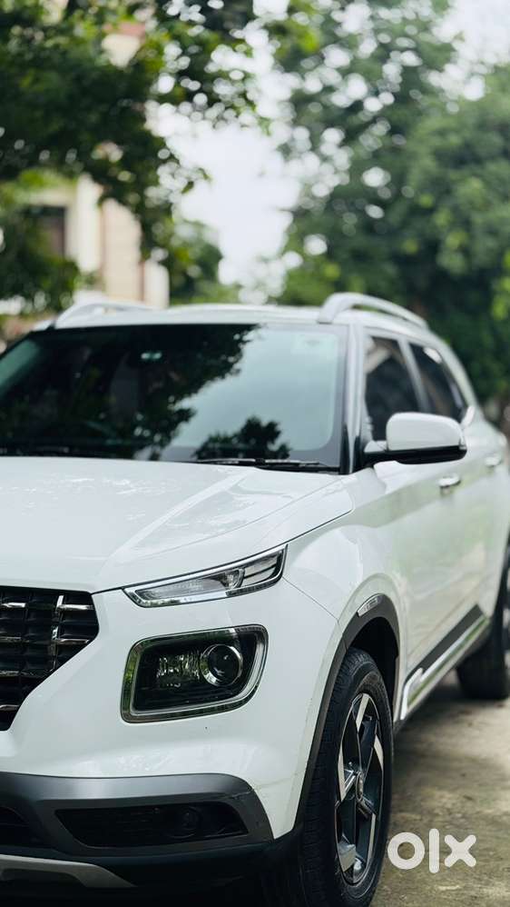 Hyundai Venue Diesel Manual 2019