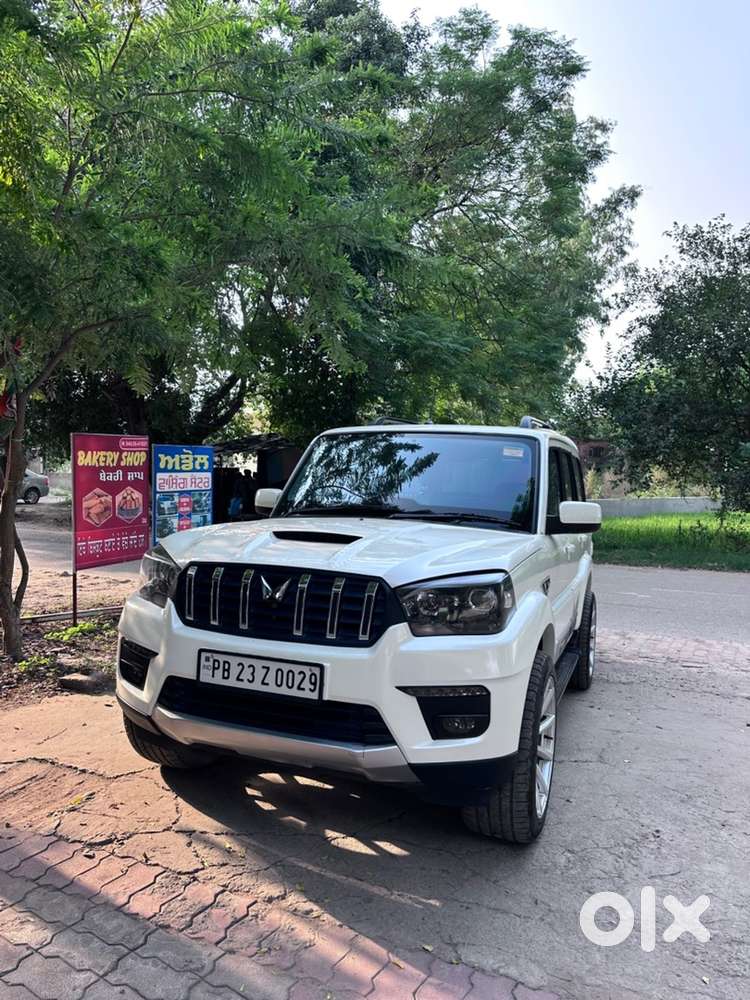 Mahindra Scorpio Classic 2022 Diesel Manual