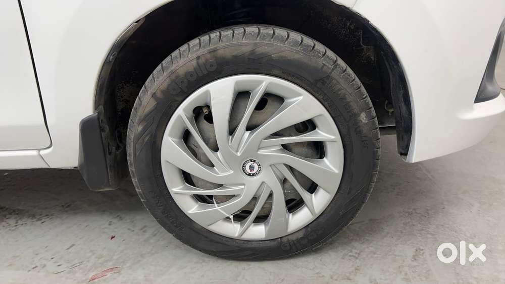 Maruti Suzuki Alto K10 1.0 Vxi Amt, 2016, Petrol