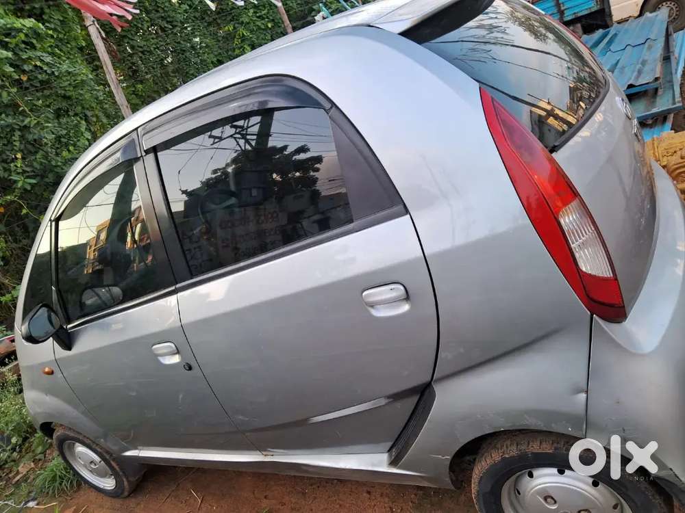 Tata Nano 2011