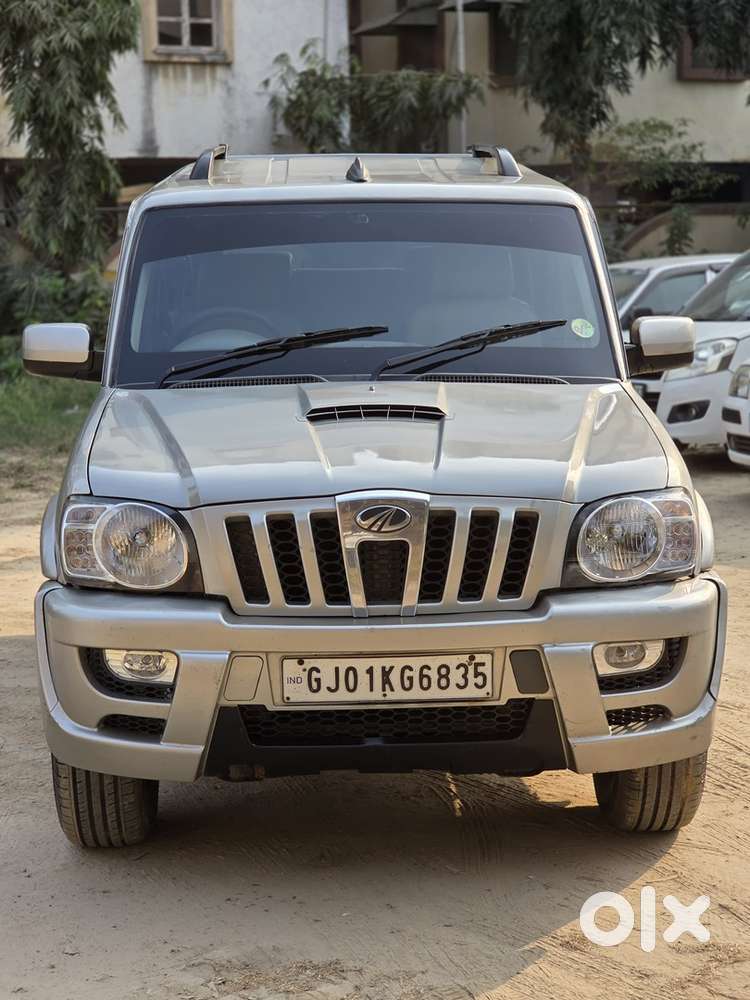 Mahindra Scorpio 2011 Manual