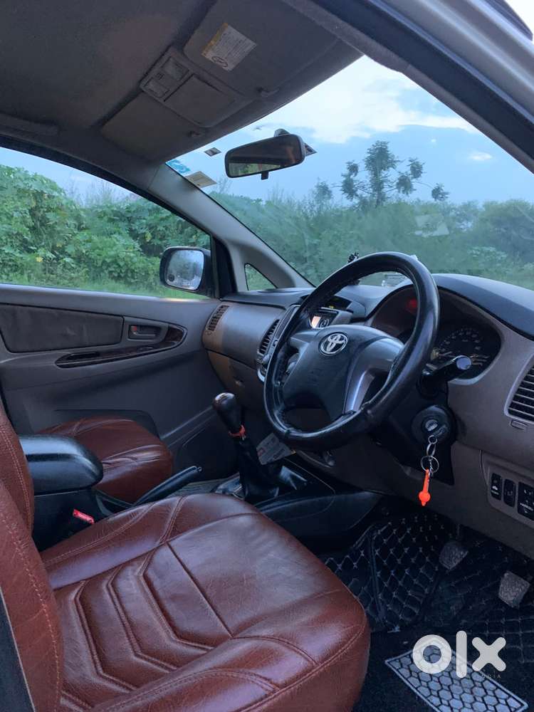 Toyota Innova 2.5 Gx 7 Seater Bs Iv, 2015, Diesel