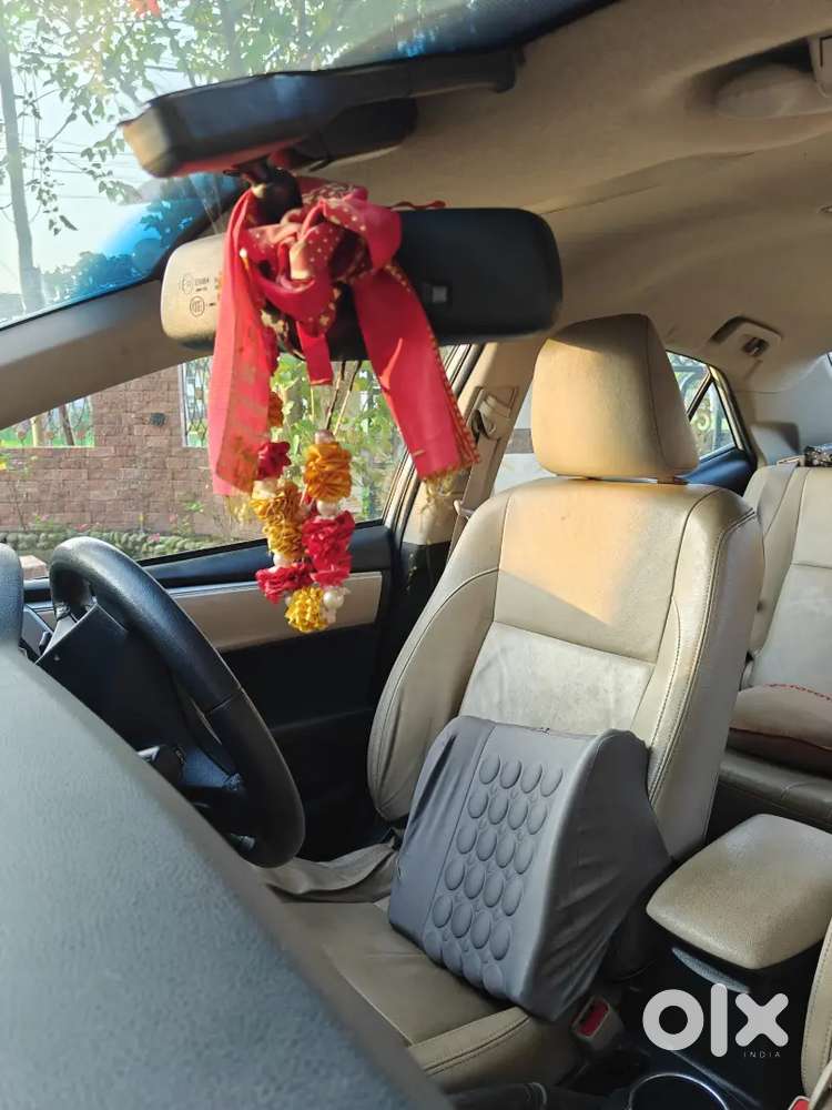Toyota Corolla Altis 2016