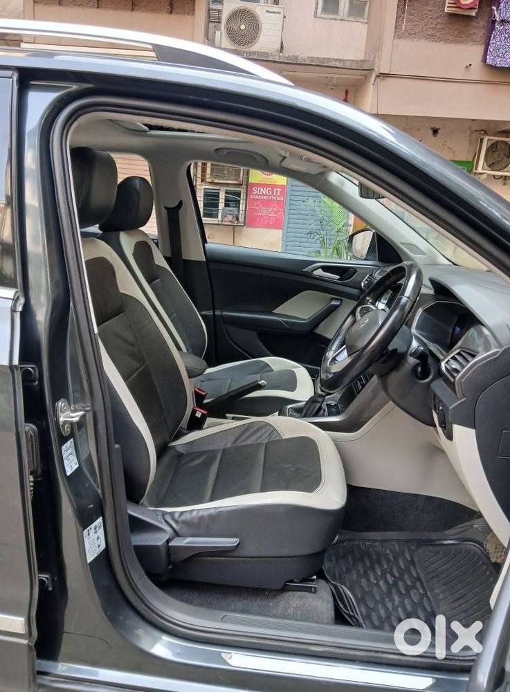 Volkswagen Taigun 1.0 Tsi Topline At, 2022, Petrol