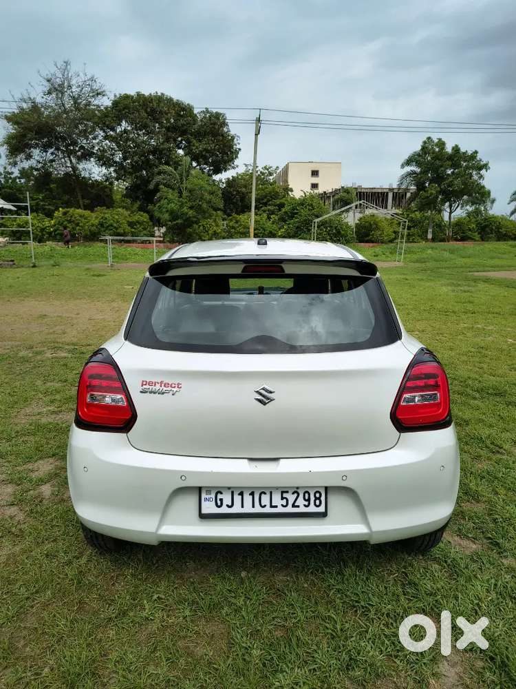 Maruti Suzuki Swift 2024 Petrol Manual Owner 1st