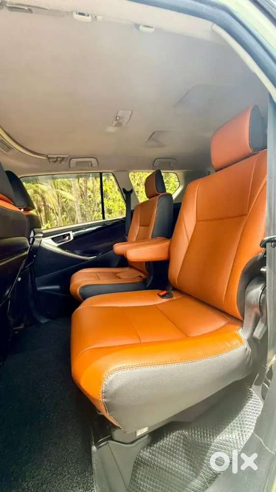 Toyota Innova Crysta 2019
