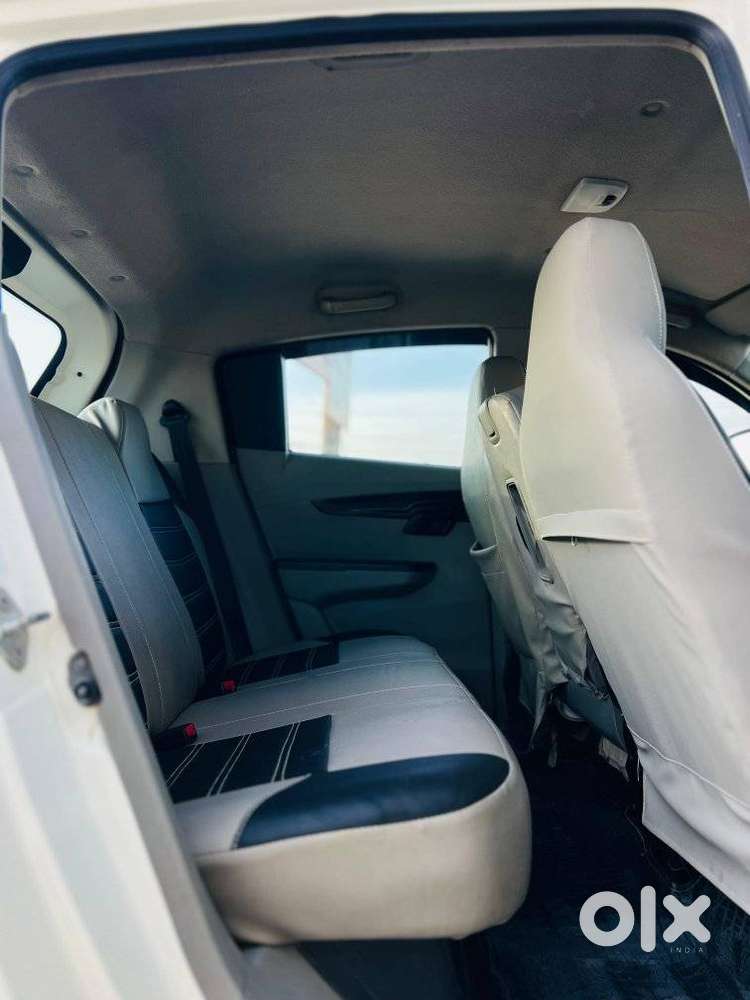 Mahindra Kuv 100 2016-2017 Mfalcon D75 K4 Plus, 2016, Diesel