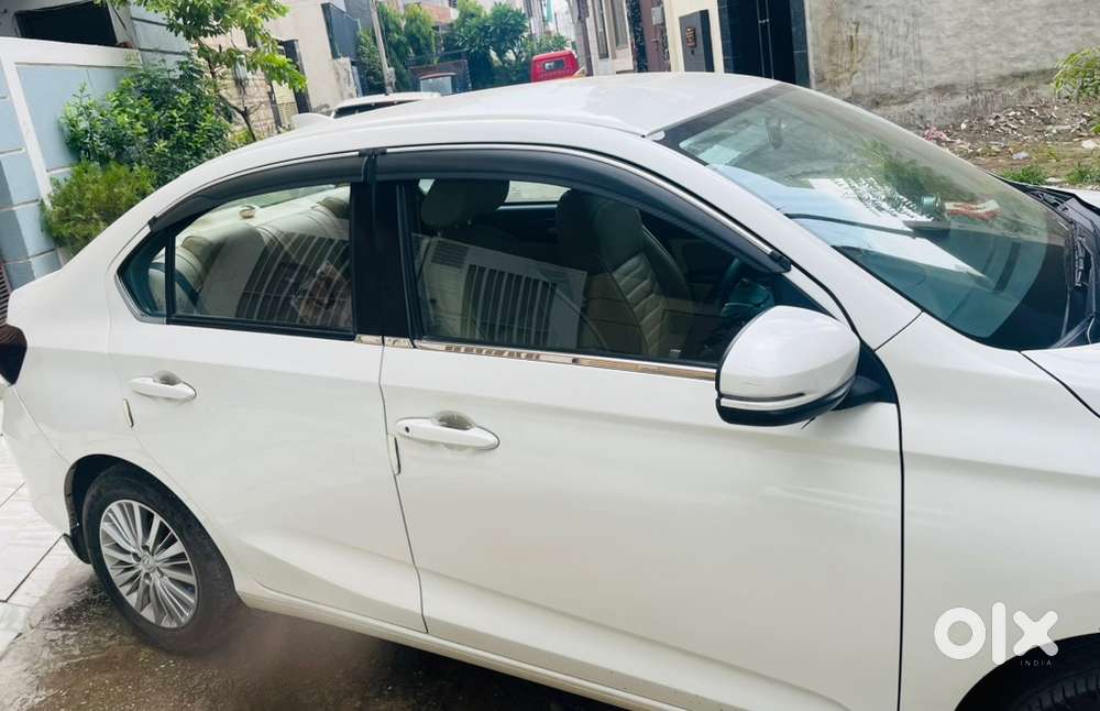 Honda Amaze 2022 Petrol Well-maintained Car/ Very Low Km Driven
