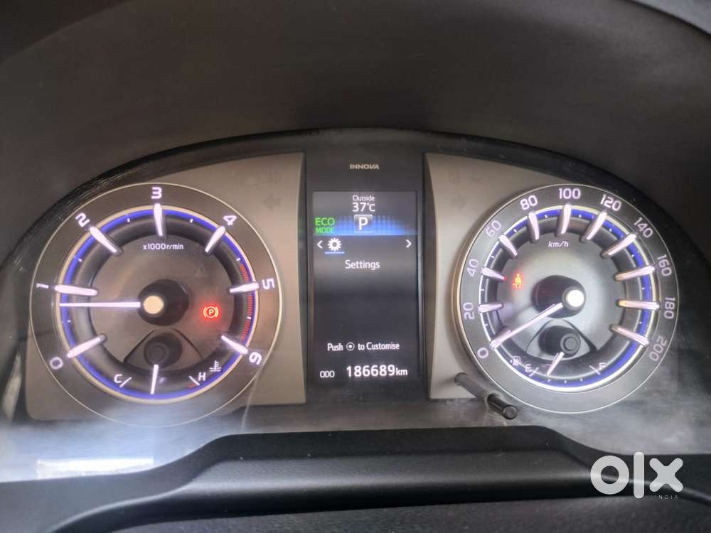 Toyota Innova Crysta 2.8 Z, 2016, Diesel