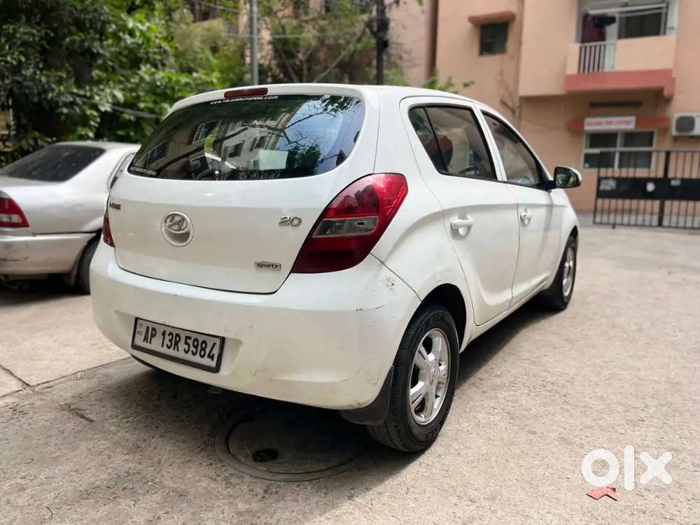 Hyundai I20 2010 Petrol 80000 Km Driven