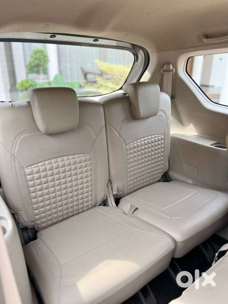 Maruti Suzuki Ertiga Zxi At, 2023, Petrol