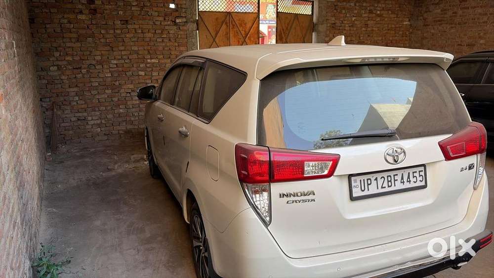 Toyota Innova Crysta 2021 Diesel Well Maintained