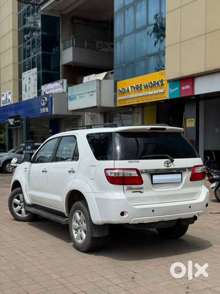 Toyota Fortuner 2011 Diesel