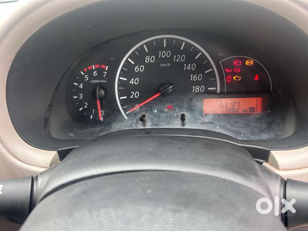 Nissan Micra Active Xv, 2014, Petrol