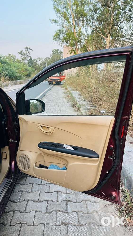Honda Amaze 2015 S  51k Driven  Great Condition