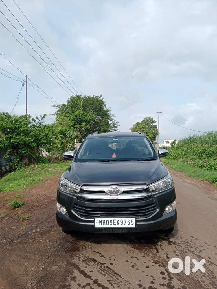 Toyota Innova Crysta 2017