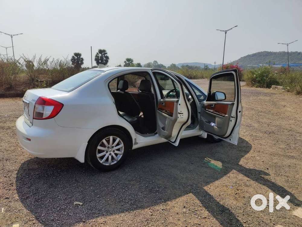 Maruti Suzuki Sx4 Zdi (opt), 2012