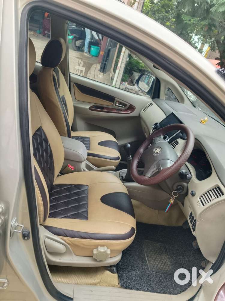 Toyota Innova 2.5 V 7 Str, 2013, Diesel