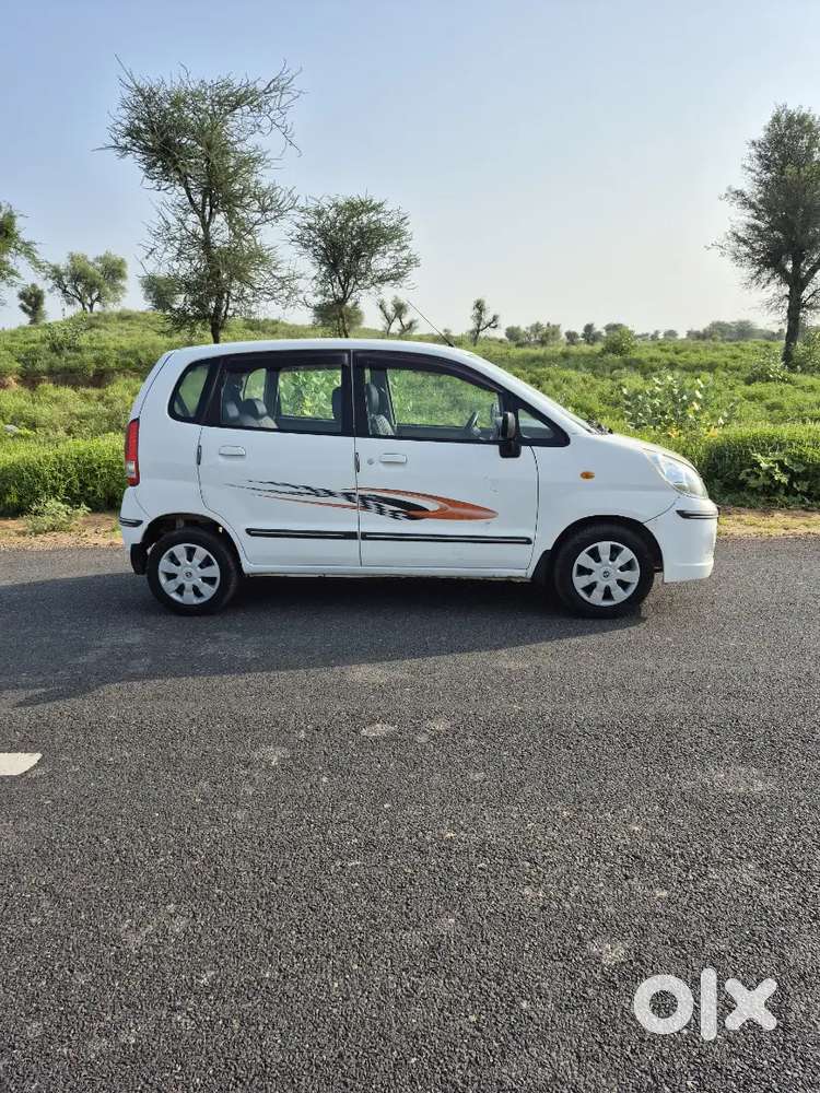 Maruti Suzuki Zen Estilo 2010 Third Owner
