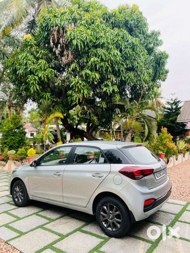 Hyundai I20 Petrol Cvt Asta, 2018, Petrol