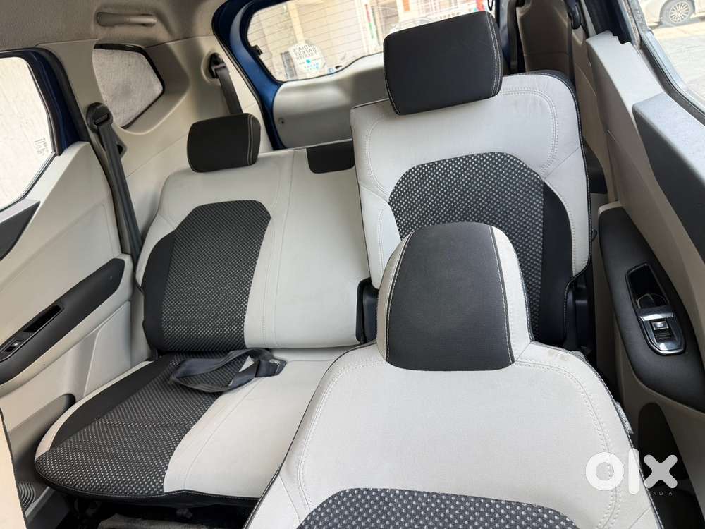 2022 Renault Triber Petrol Manual