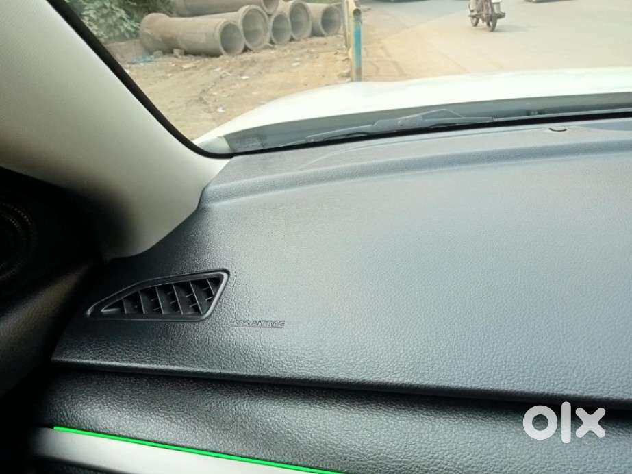 Maruti Suzuki Brezza 1.5 Vxi Cng, 2024, Cng & Hybrids
