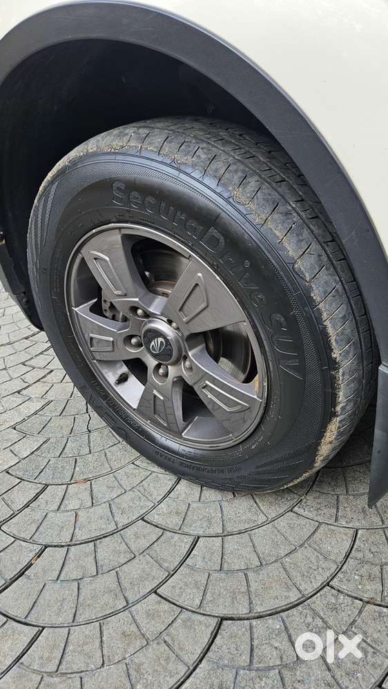 Mahindra Xuv500 2014 Diesel Well Maintained