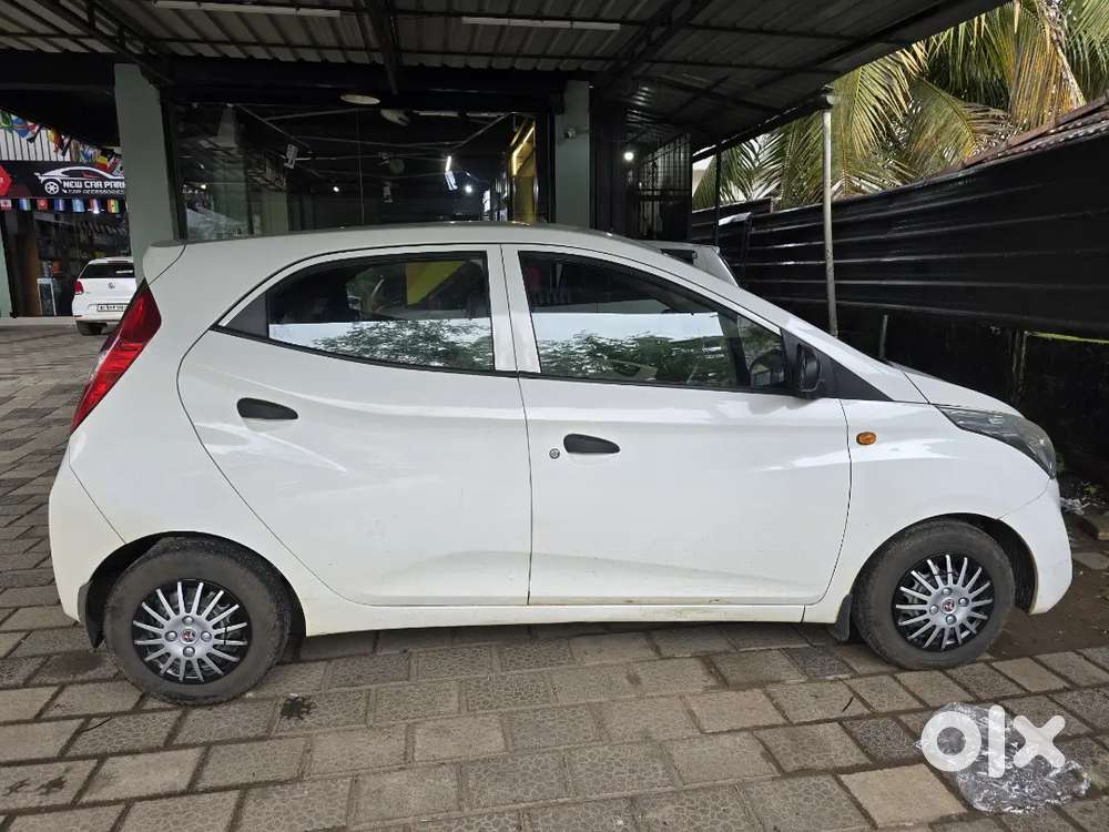 Hyundai Eon 2017 Petrol 106000 Km Driven