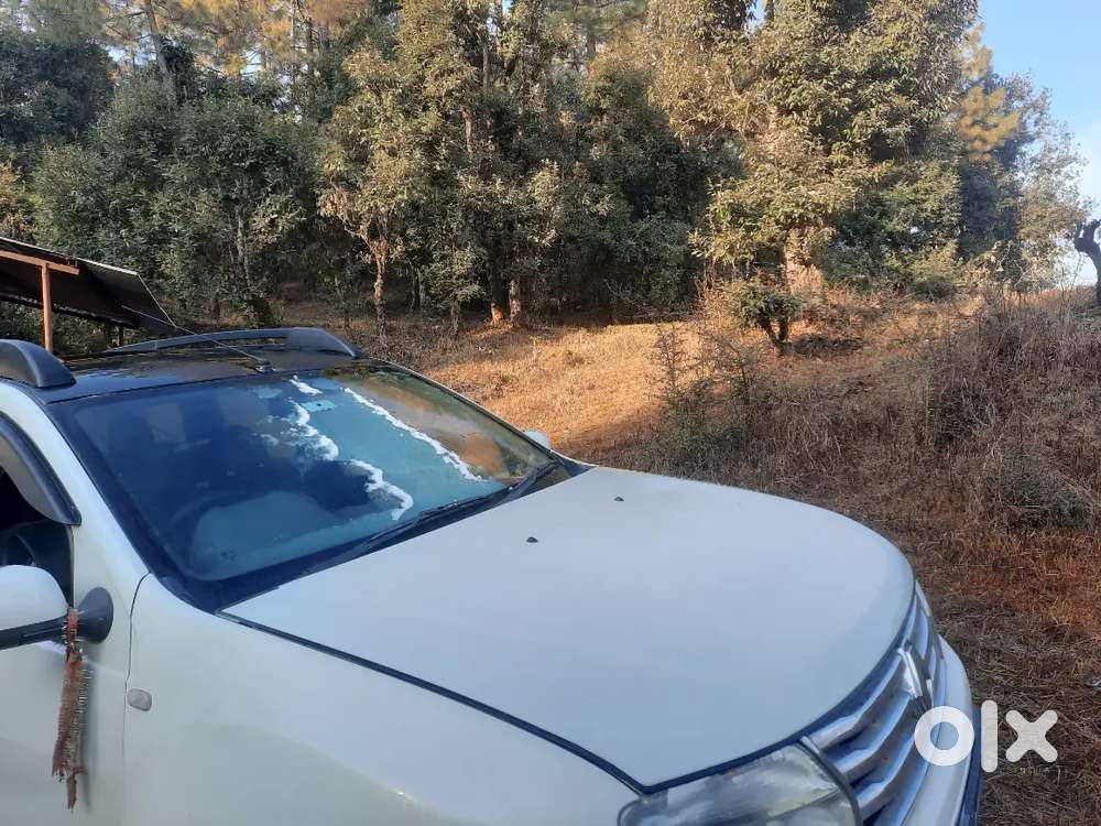 Renault Duster 2013modal