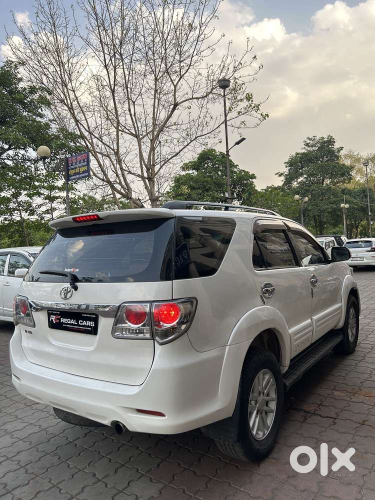 Toyota Fortuner 2011-2016 4x2 Manual, 2015, Diesel