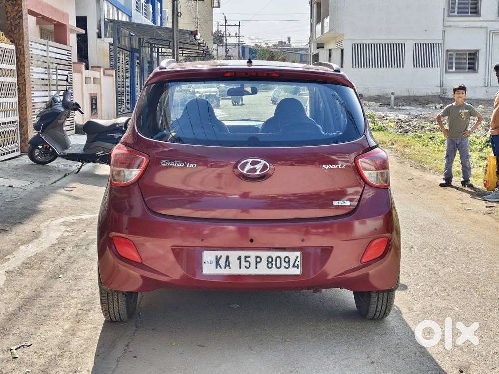 Hyundai Grand I10 2013-2016 Crdi Sportz, 2015, Petrol