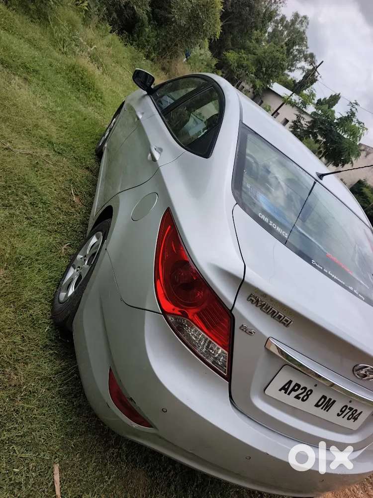 Hyundai Verna 1.6 S 2012