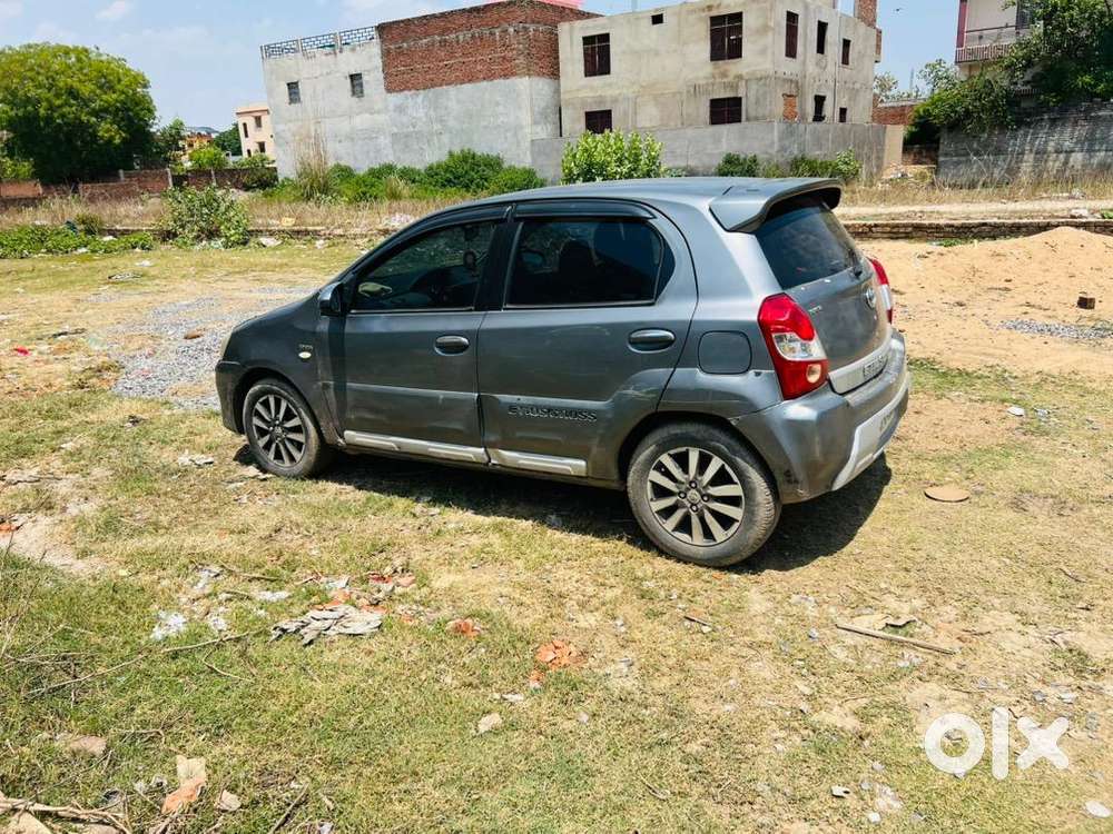 Toyota Etios Cross 2017 Diesel 84000 Km Driven