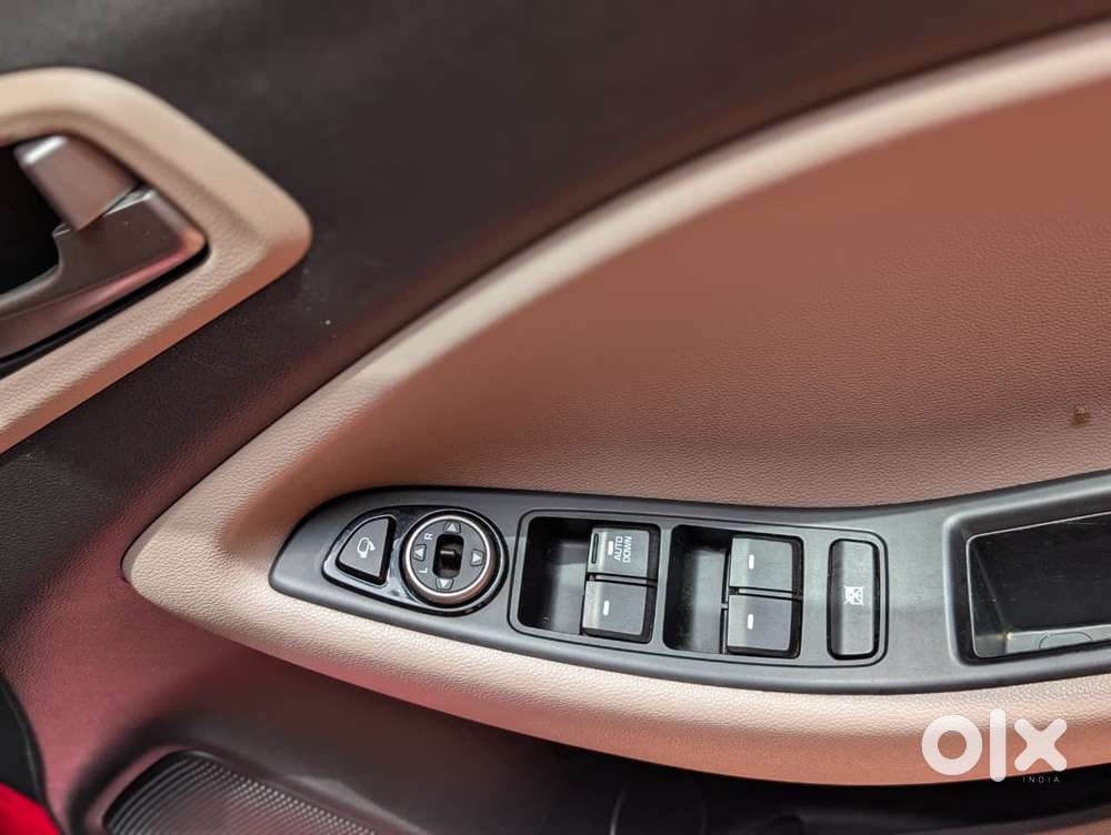 Hyundai Elite I20 Sportz (o) 1.2, 2015, Petrol