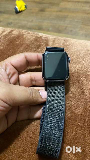 Series 4 apple watch olx sale