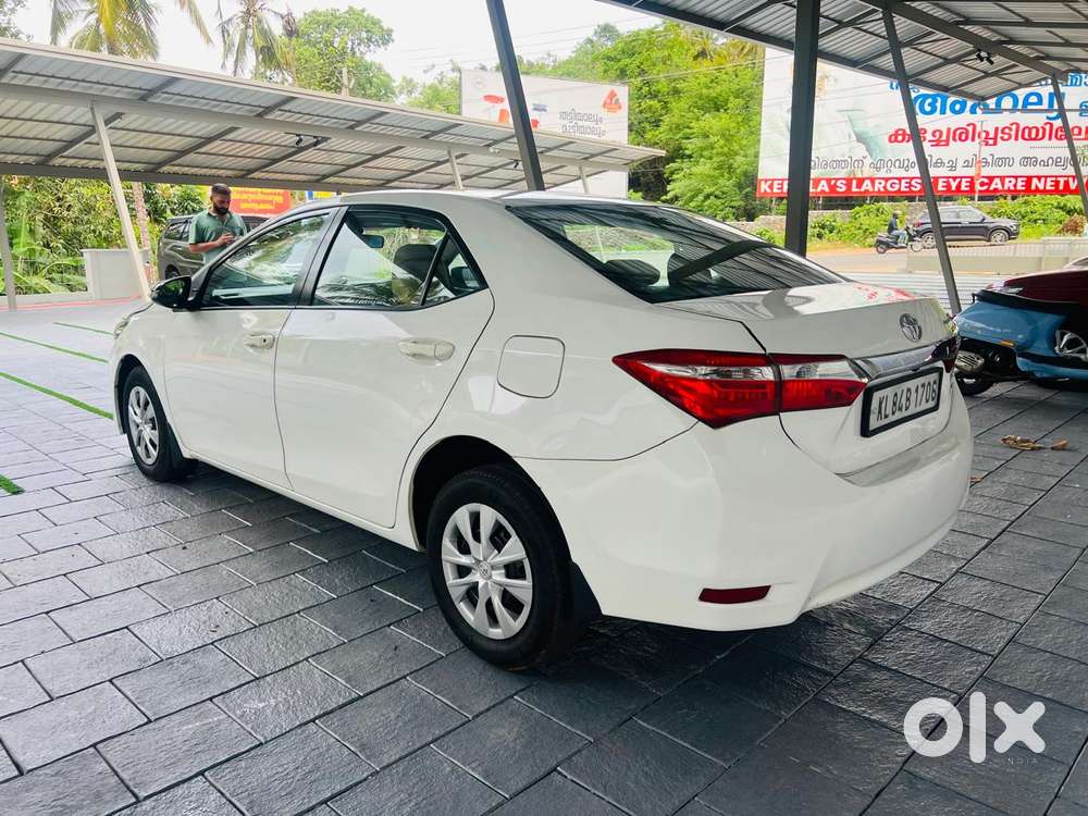 Toyota Corolla Altis J, 2015, Diesel