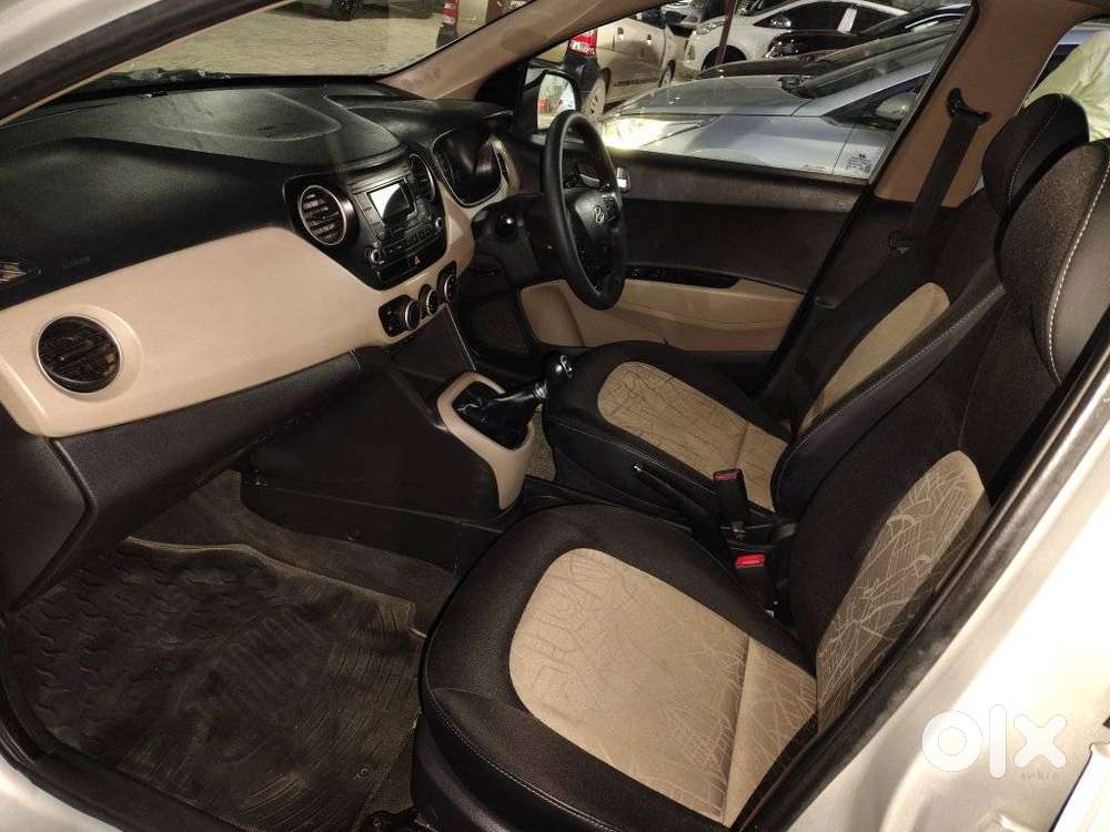 Hyundai Grand I10 Sportz, 2016, Petrol