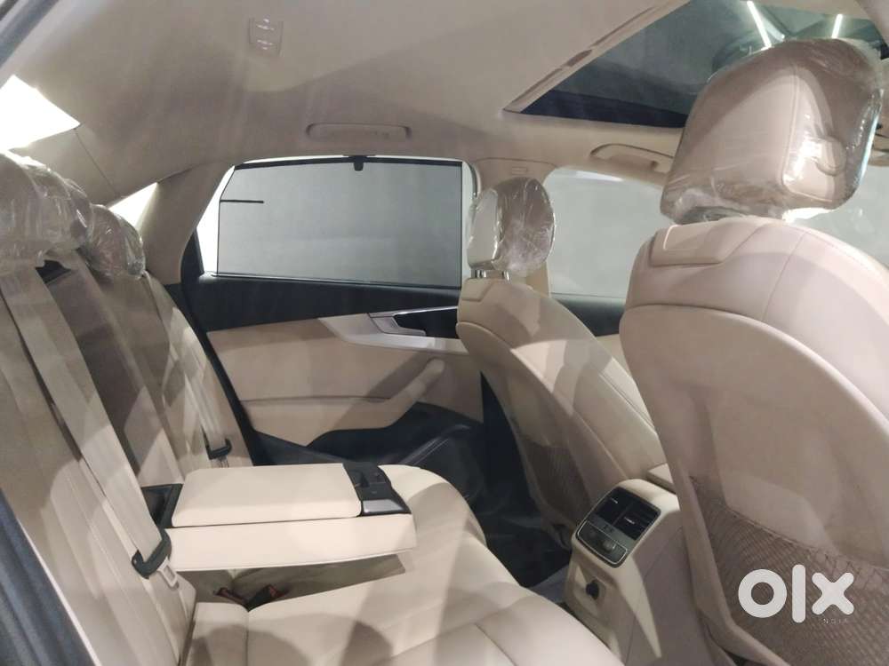 Audi A4 2.0 Premium Plus 40 Tfsi, 2022, Petrol