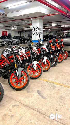 Ktm deals showroom kharadi